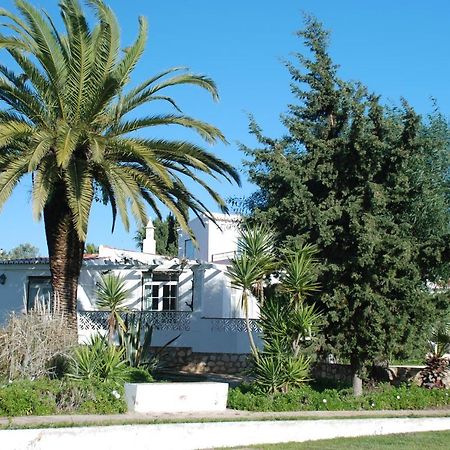 Casa Beachcomber Le Jardin Des Arts 拉哥斯 外观 照片
